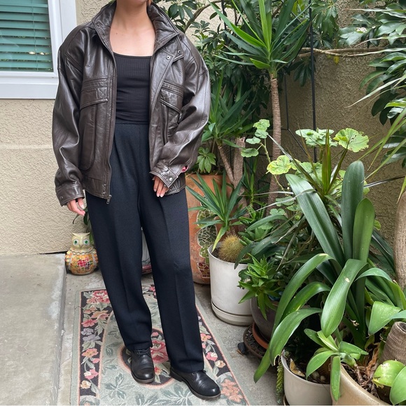 Vintage 90’s brown SAXONY leather oversized jacket - Picture 2 of 16